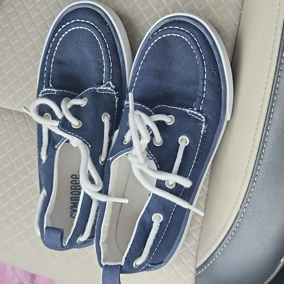 GYMBOREE SHOES - Picture 2 of 3